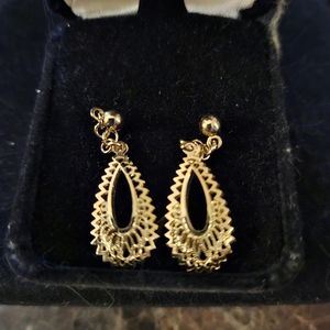 Vintage goldtone earrings